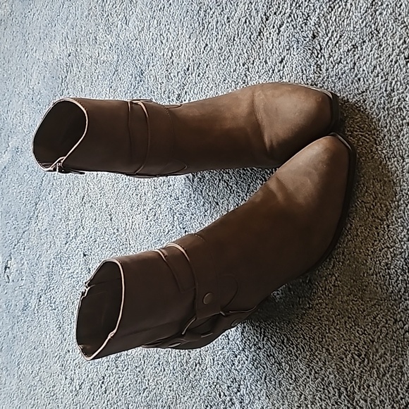 Booties - Picture 1 of 4